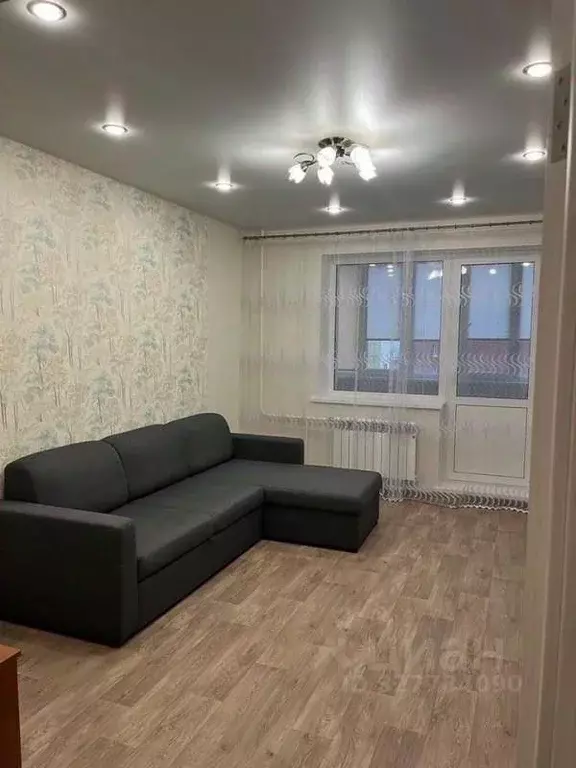 1-к кв. Самарская область, Тольятти Приморский бул., 61 (41.6 м) - Фото 1