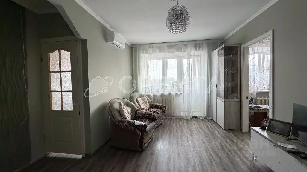 2-к кв. Тюменская область, Тюмень ул. Карла Маркса, 127 (42.5 м) - Фото 1