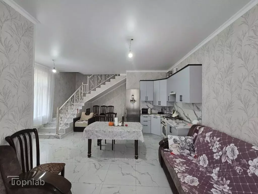 Таунхаус в Кабардино-Балкария, Чегемский район, с. Шалушка ул. ... - Фото 1