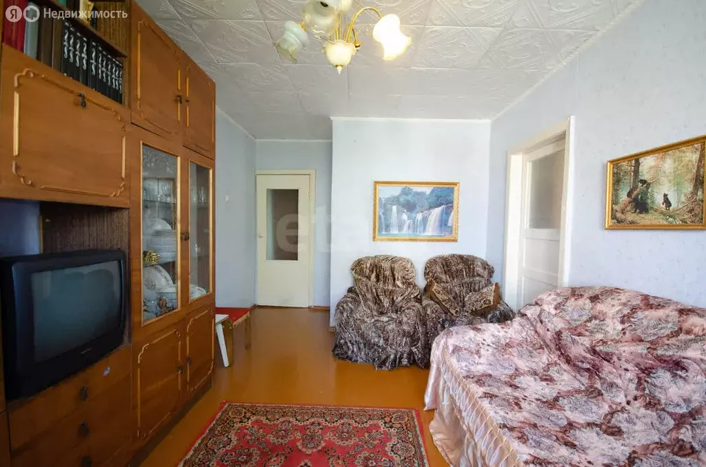 3-комнатная квартира: Заводоуковск, Первомайская улица, 5 (50.4 м) - Фото 2