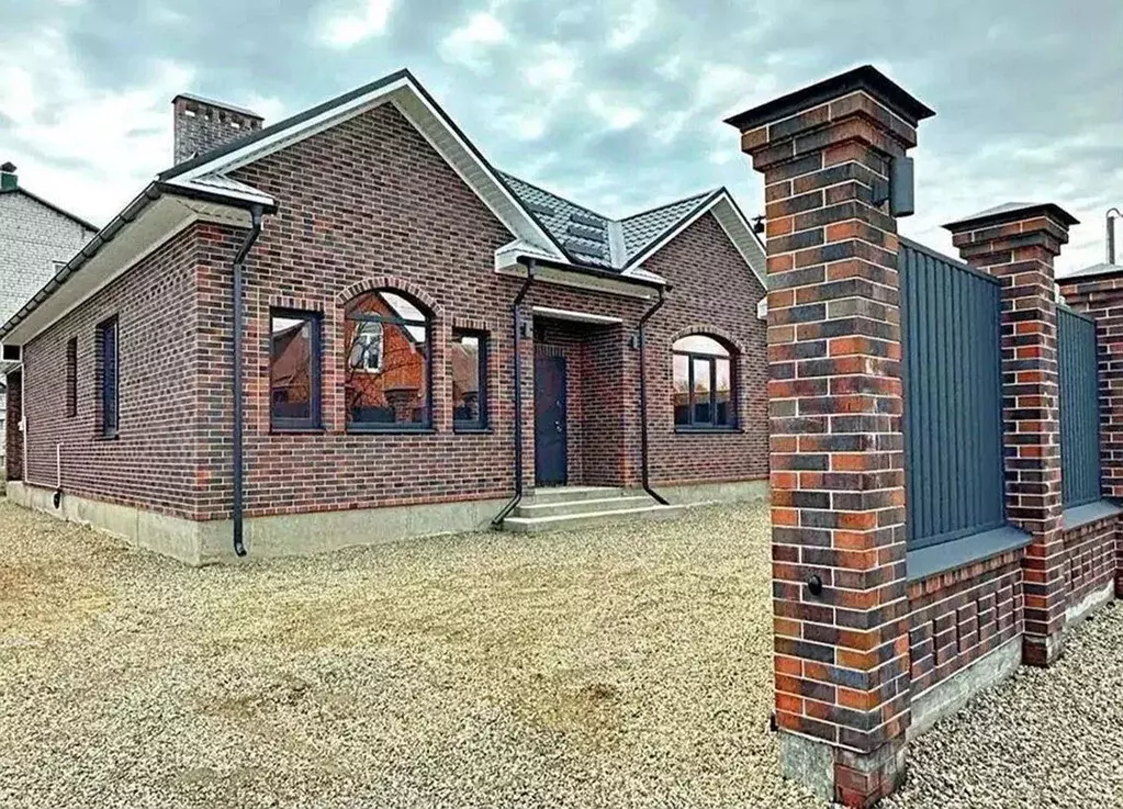 Дом в Ростовская область, Мясниковский район, с. Большие Салы ул. ... - Фото 1