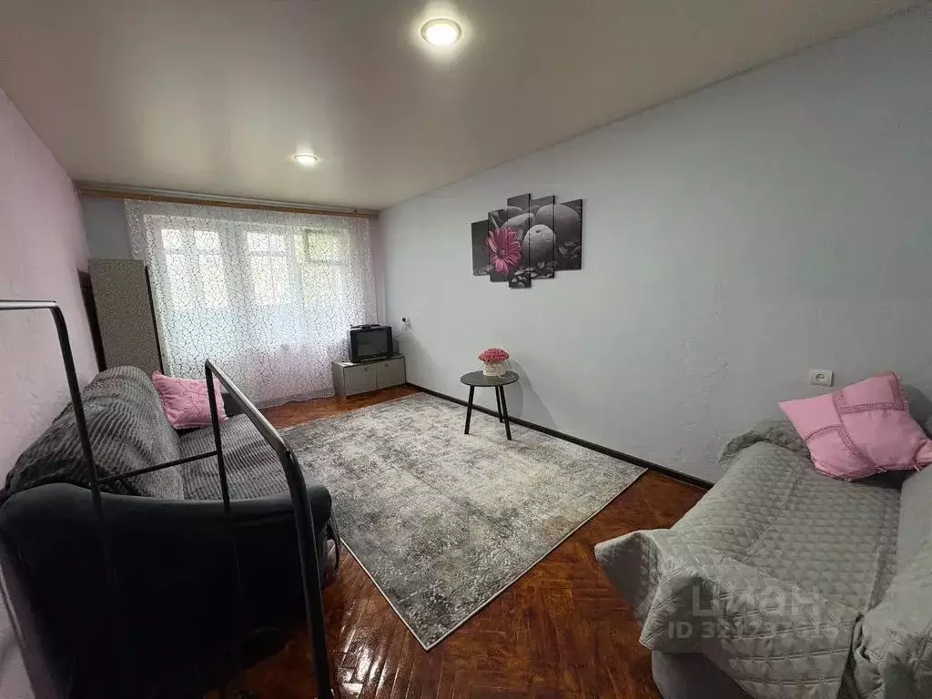 1-к кв. Кабардино-Балкария, Тырныауз Эльбрусский район, ул. Энеева, 6 ... - Фото 1