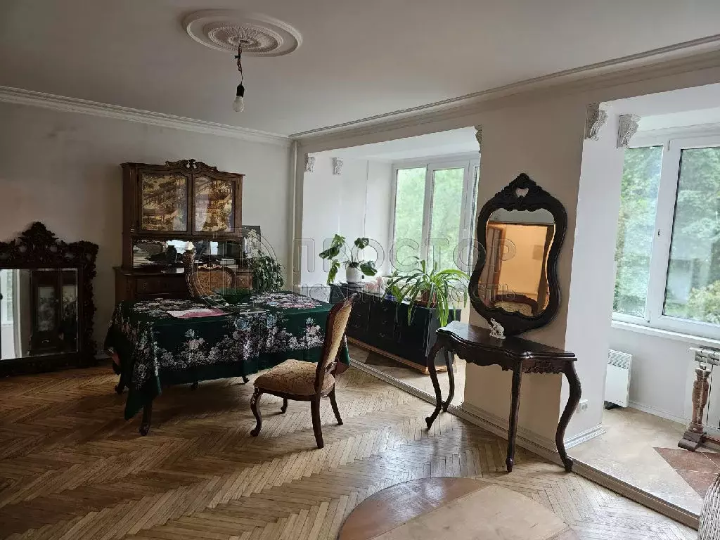 Продается 4-комнатная квартира - Фото 2