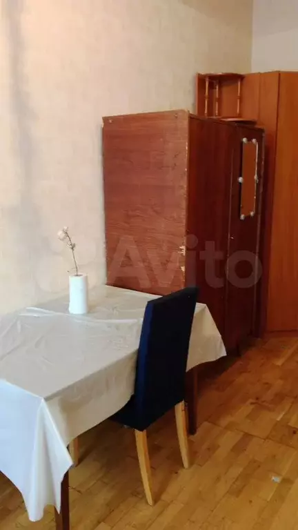 Комната 17 м в 4-к., 5/5 эт. - Фото 1