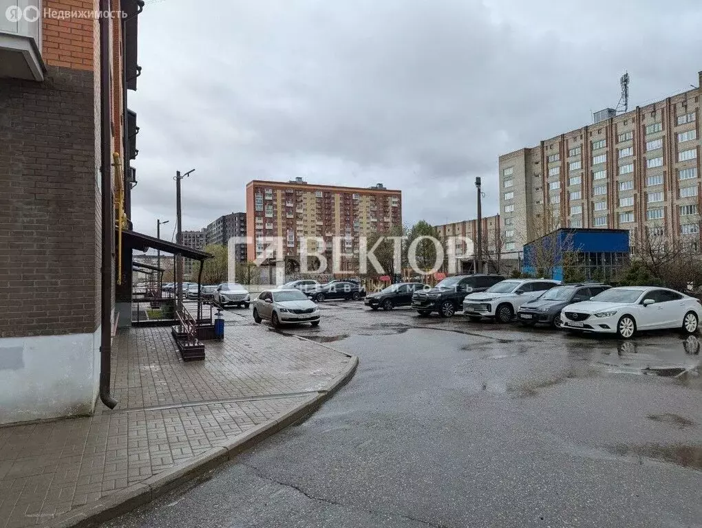 3-комнатная квартира: посёлок Красный Бор, Мирная улица, 7 (80 м) - Фото 1