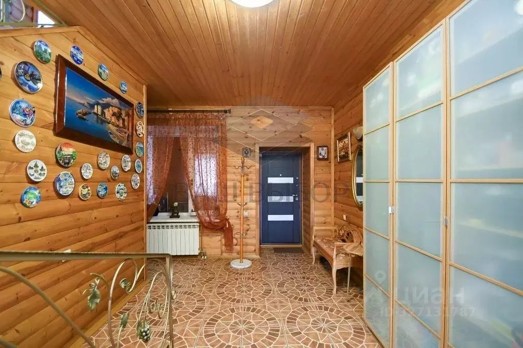 Таунхаус в Омская область, Омск Юго-Западная ул., 13/5 (440 м) - Фото 2