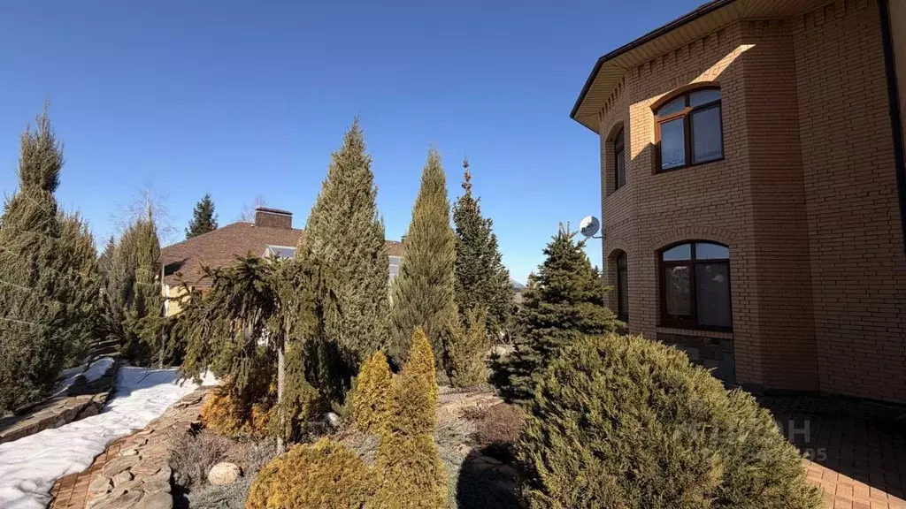 Дом в Саратовская область, с. Усть-Курдюм ул. Соколиная, 17 (436 м) - Фото 2