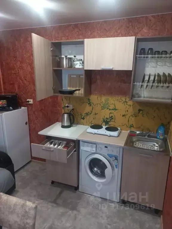 Студия Приморский край, Артем Амурская ул., 24 (30.0 м) - Фото 1