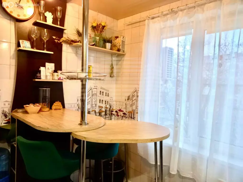 2-комнатная квартира: Таганрог, Вишнёвая улица, 15 (50 м) - Фото 1