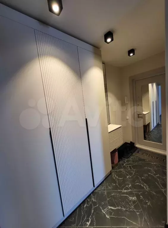 3-к. квартира, 64 м, 2/9 эт. - Фото 1
