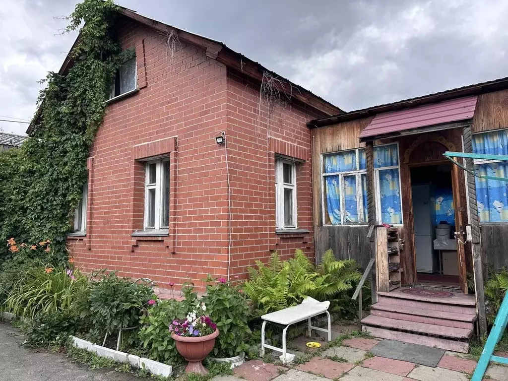 Дом в Свердловская область, Екатеринбург муниципальное образование, ... - Фото 0