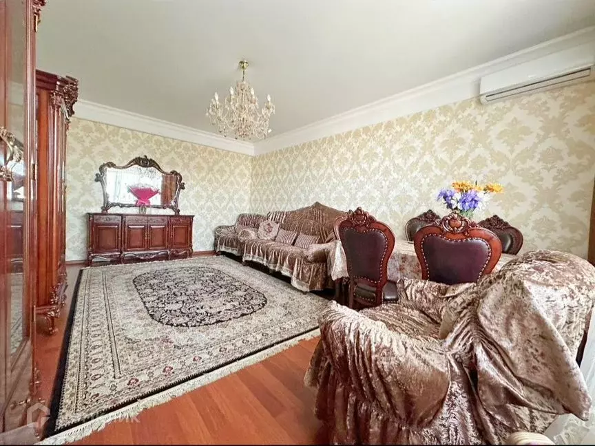 Продаётся 2-к квартира, 79 м - Фото 0