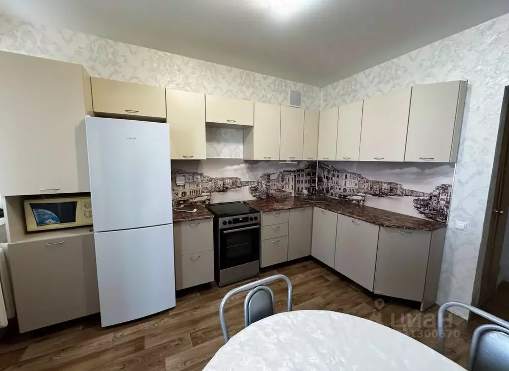 1-к кв. Татарстан, Казань ул. Баки Урманче, 10 (46.7 м) - Фото 1
