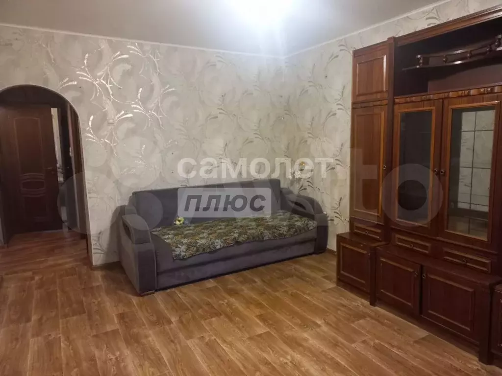 3-к. квартира, 54,4 м, 2/2 эт. - Фото 1