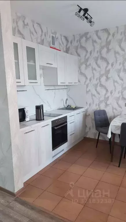 1-к кв. Иркутская область, Иркутск наб. Верхняя, 167/5 (34.0 м) - Фото 2