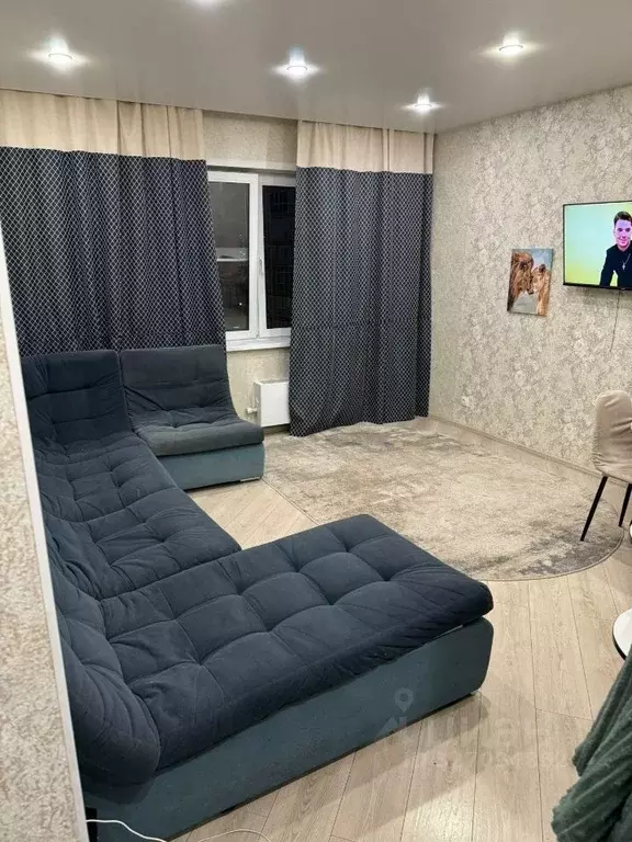 2-к кв. Красноярский край, Красноярск наб. Ярыгинская, 7 (47.0 м) - Фото 1