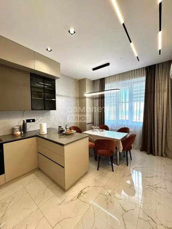 2-к кв. Дагестан, Махачкала ул. Азизова, 61 (82.0 м) - Фото 1