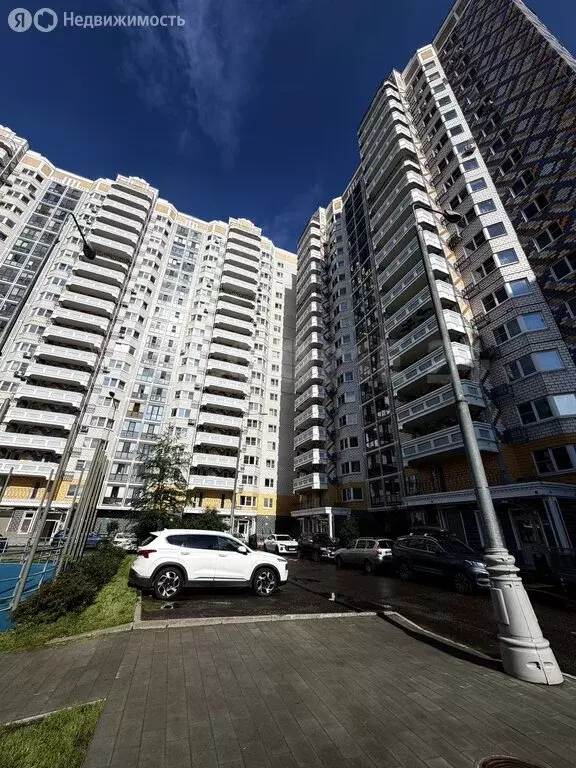 3-комнатная квартира: Москва, Кастанаевская улица, 55к1 (73.9 м) - Фото 1
