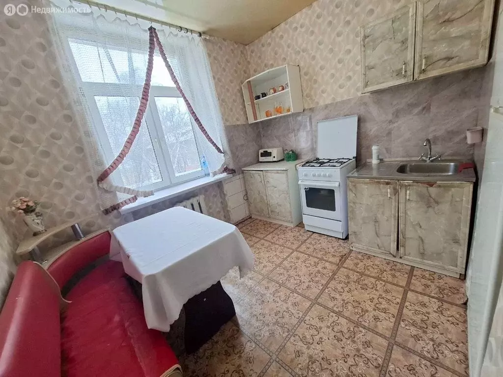 3-комнатная квартира: Уфа, Кольцевая улица, 92 (71.2 м) - Фото 1