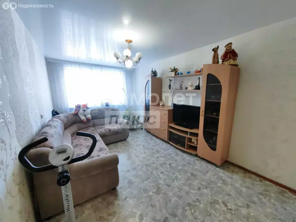 3-комнатная квартира: район им. Лазо, рабочий посёлок Хор, улица ... - Фото 1