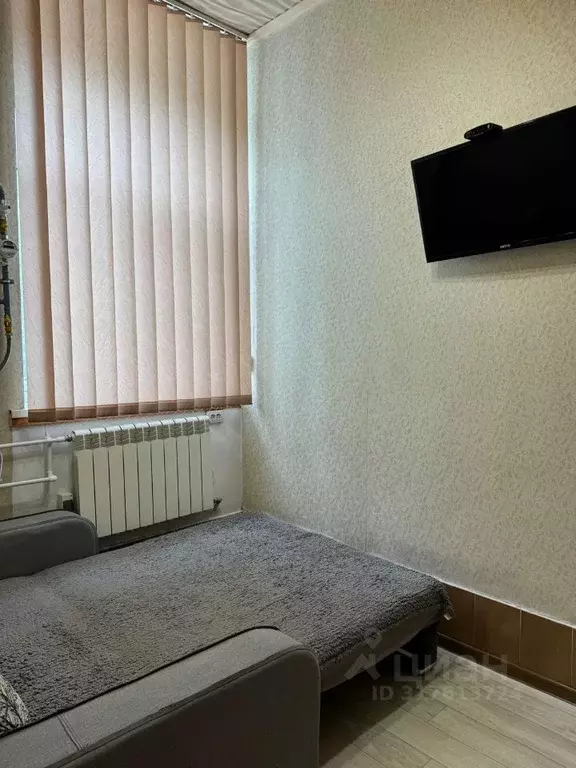 2-к кв. Крым, Феодосия ул. Мокроуса, 22 (35.0 м) - Фото 0