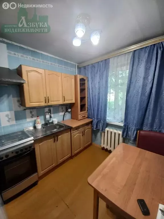 2-комнатная квартира: Смоленск, улица Академика Петрова, 1 (45 м) - Фото 1