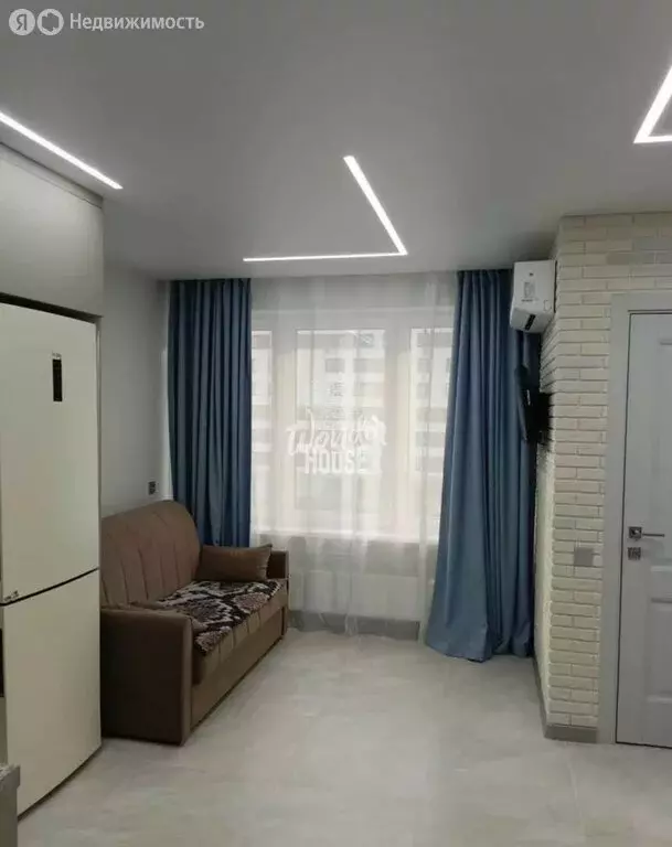 Квартира-студия: Тюмень, улица 50 лет Октября, 57В (30 м) - Фото 1