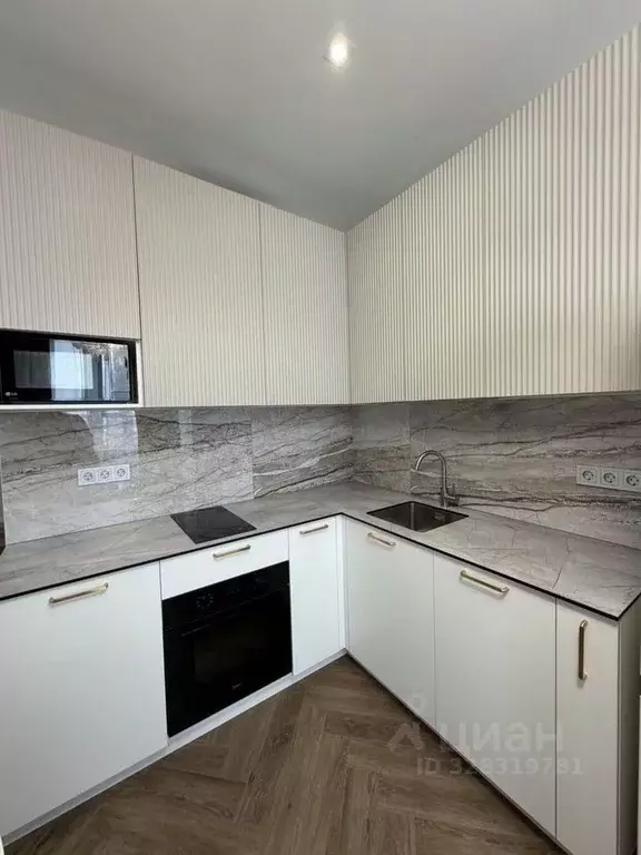 1-к кв. Крым, Симферополь просп. Александра Суворова, 19 (35.1 м) - Фото 2