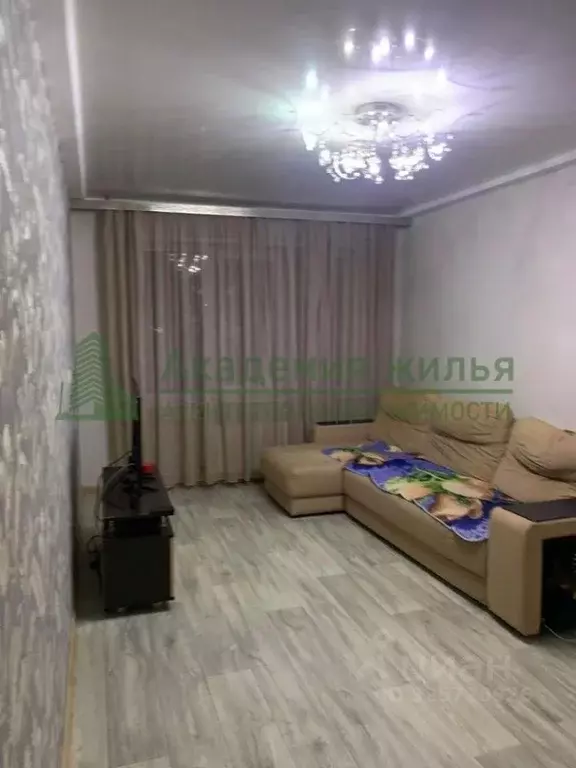 2-к кв. Саратовская область, Энгельс Полтавская ул., 62 (43.8 м) - Фото 0