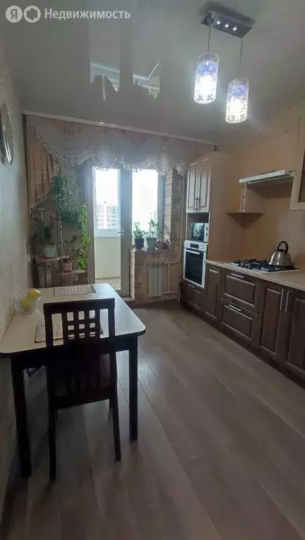 2-комнатная квартира: Ульяновск, Камышинская улица, 54 (50 м) - Фото 1