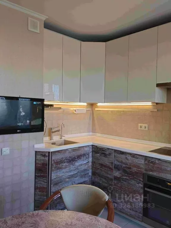 3-к кв. Москва ул. Большая Набережная, 19 (82.0 м) - Фото 0