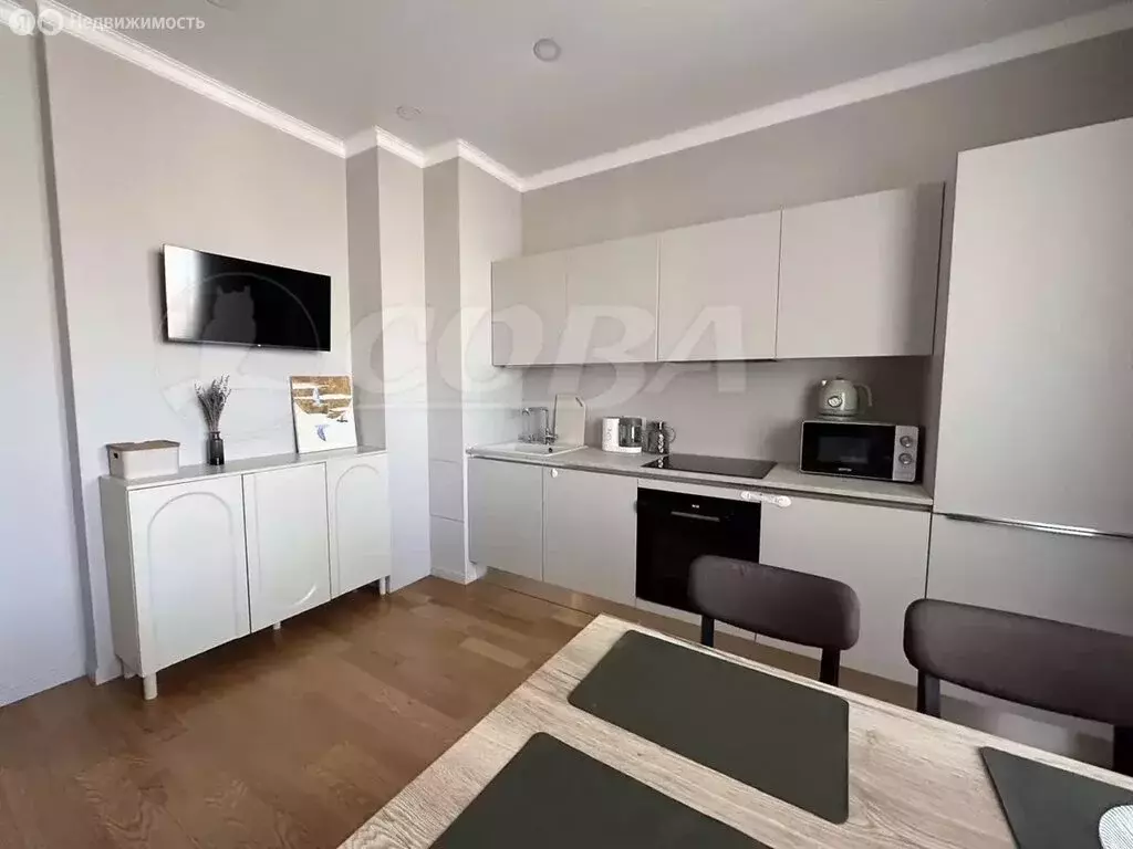 1-комнатная квартира: Тюмень, улица 50 лет Октября, 4 (49.5 м) - Фото 1