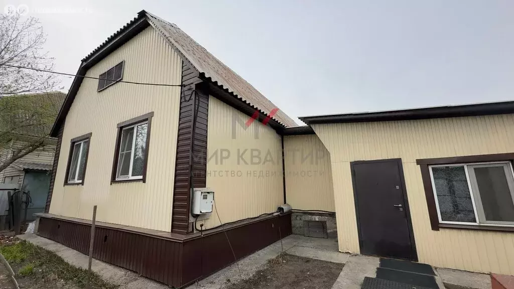 Дом в Абакан, улица Фадеева, 14 (218 м) - Фото 1