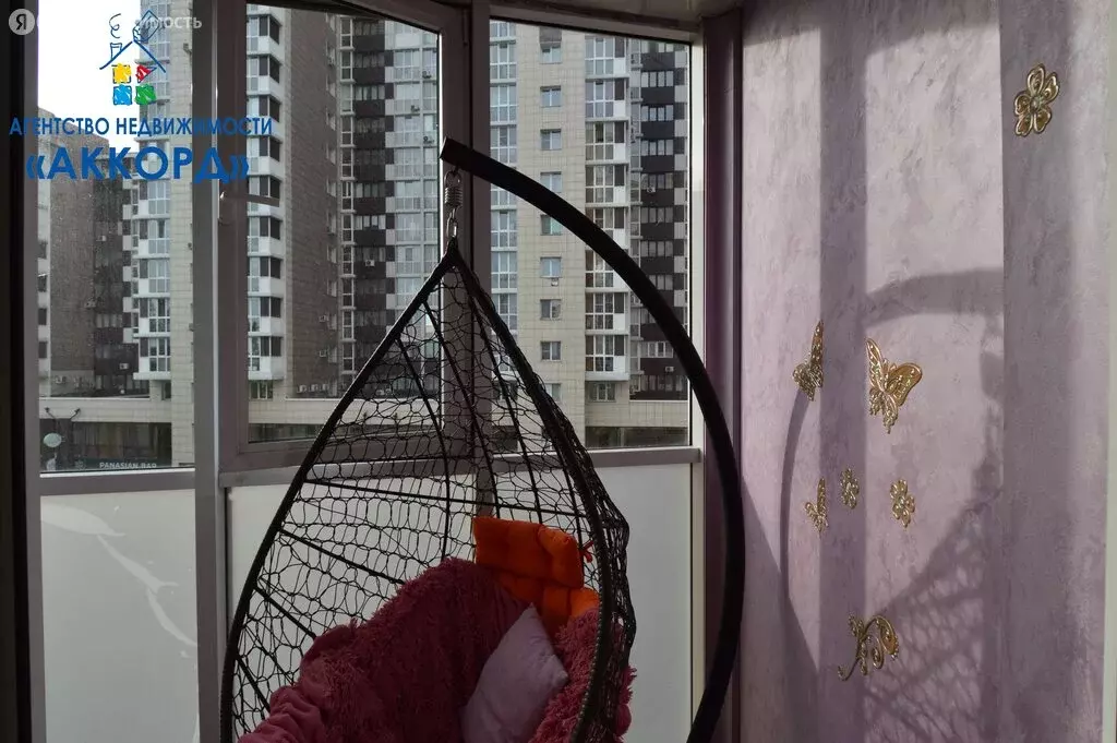 3-комнатная квартира: Барнаул, Партизанская улица, 105 (79.4 м) - Фото 0