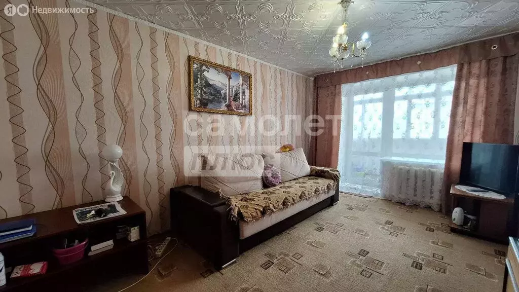 3-комнатная квартира: Ишим, улица Шаронова, 17 (55 м) - Фото 1