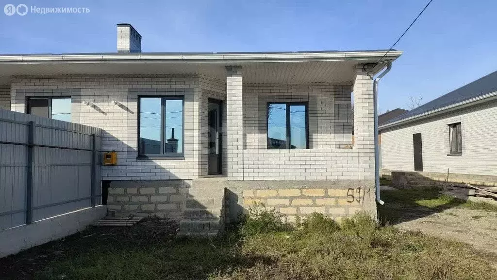 Дом в Михайловск, улица Александра Чекалина (100 м) - Фото 1