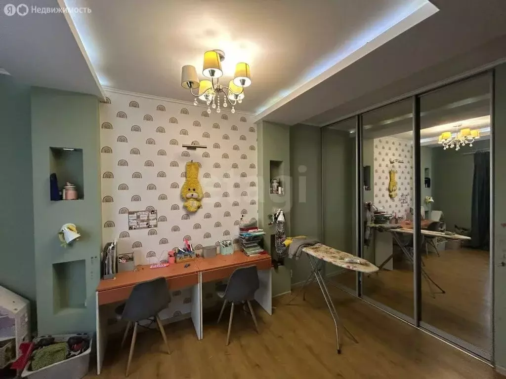 3-комнатная квартира: Горно-Алтайск, улица Мичурина, 2 (76 м) - Фото 1