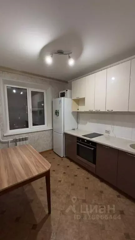 3-к кв. Самарская область, Тольятти просп. Степана Разина, 67 (67.0 м) - Фото 0