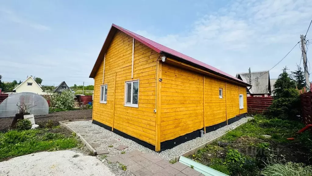 Дом в Омская область, Омский район, Андреевское с/пос, д. Половинка  ... - Фото 0