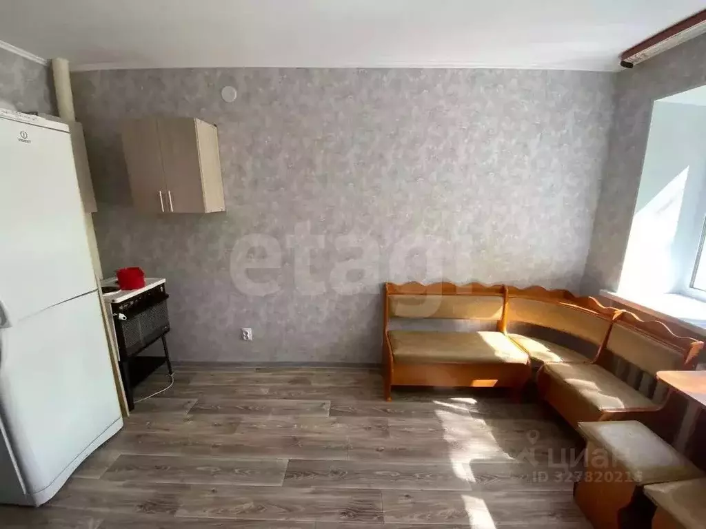 Комната Тюменская область, Тюмень ул. Красина, 5 (13.3 м) - Фото 1