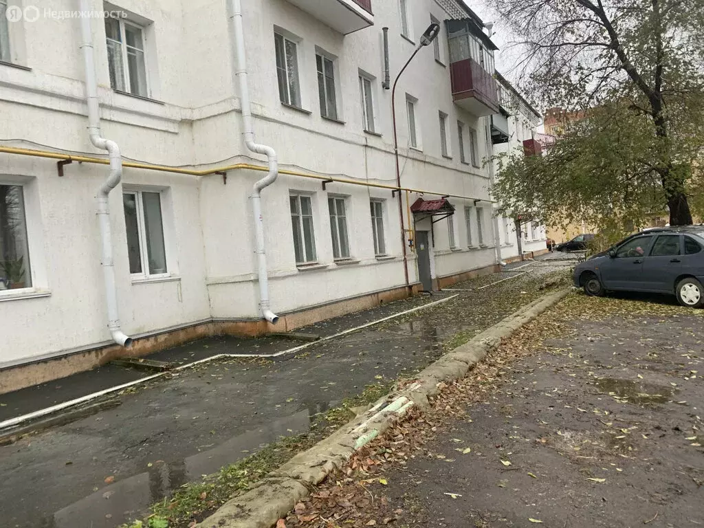 3-комнатная квартира: Курган, улица Пушкина, 201 (63 м) - Фото 1