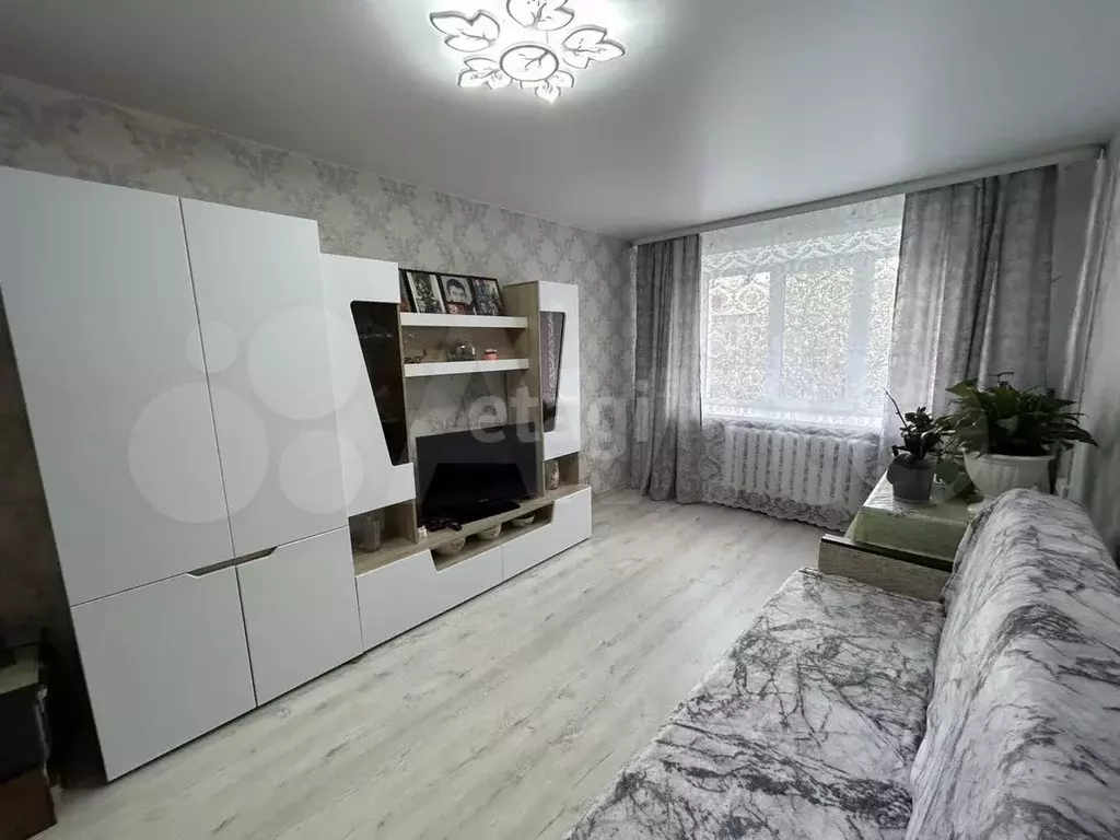 2-к. квартира, 42 м, 2/2 эт. - Фото 1