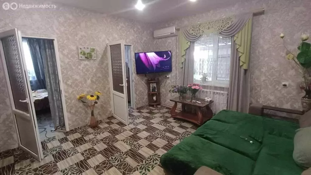 Дом в станица Новотитаровская, Выгонная улица (40 м) - Фото 0