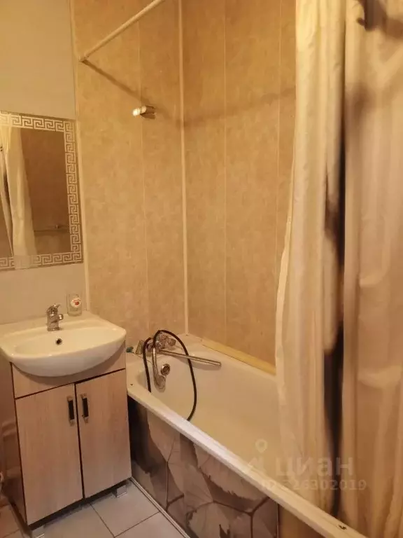 1-к кв. Красноярский край, Красноярск наб. Ярыгинская, 9 (40.0 м) - Фото 2