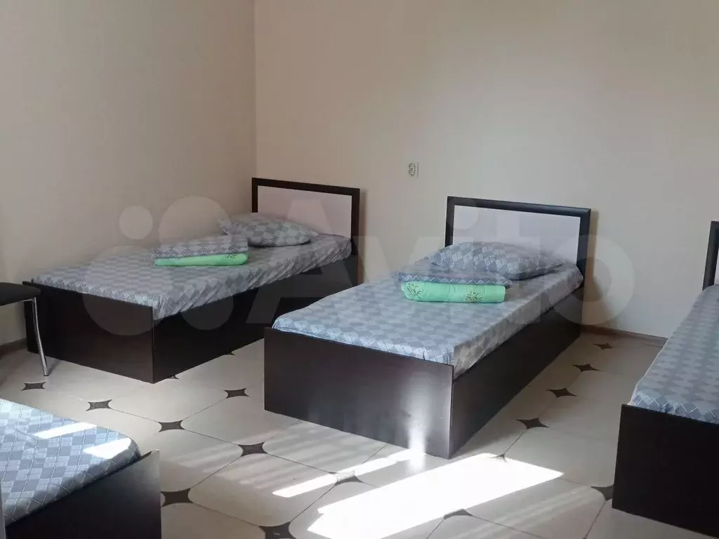 Комната 35 м, 1/1 эт. - Фото 0