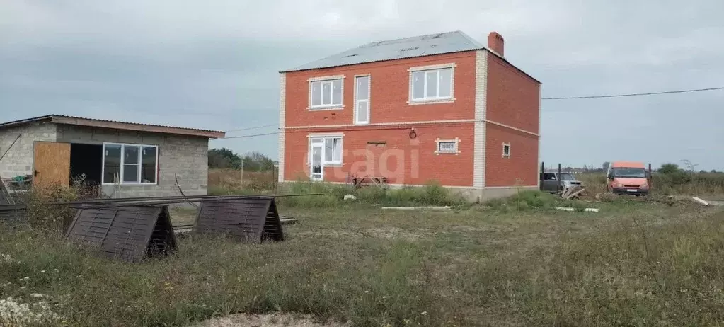 Дом в Краснодарский край, Темрюк Фестивальная ул. (176 м) - Фото 0