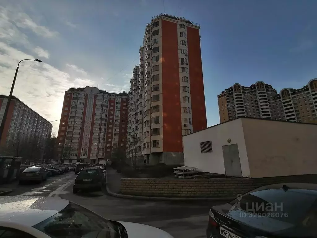 Гараж в Москва пер. Ковров, 4к1 (15 м) - Фото 2