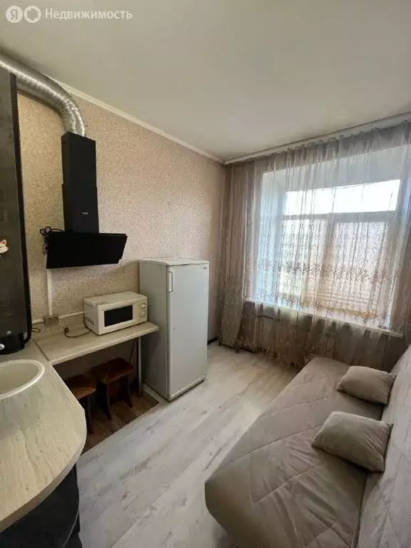 Квартира-студия: Новокузнецк, улица Кирова, 21А (16.2 м) - Фото 1
