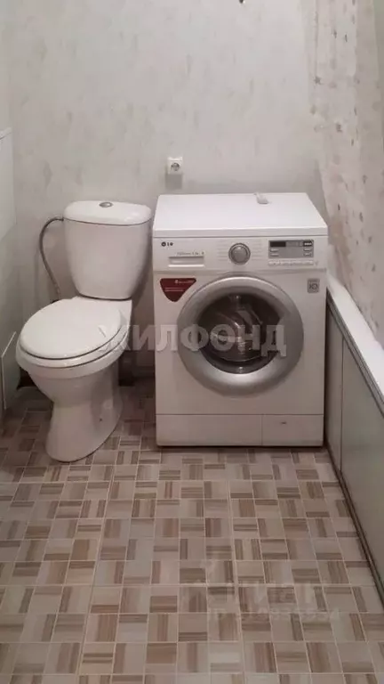 Студия Новосибирская область, Новосибирск ул. Виктора Уса, 7 (27.8 м) - Фото 1