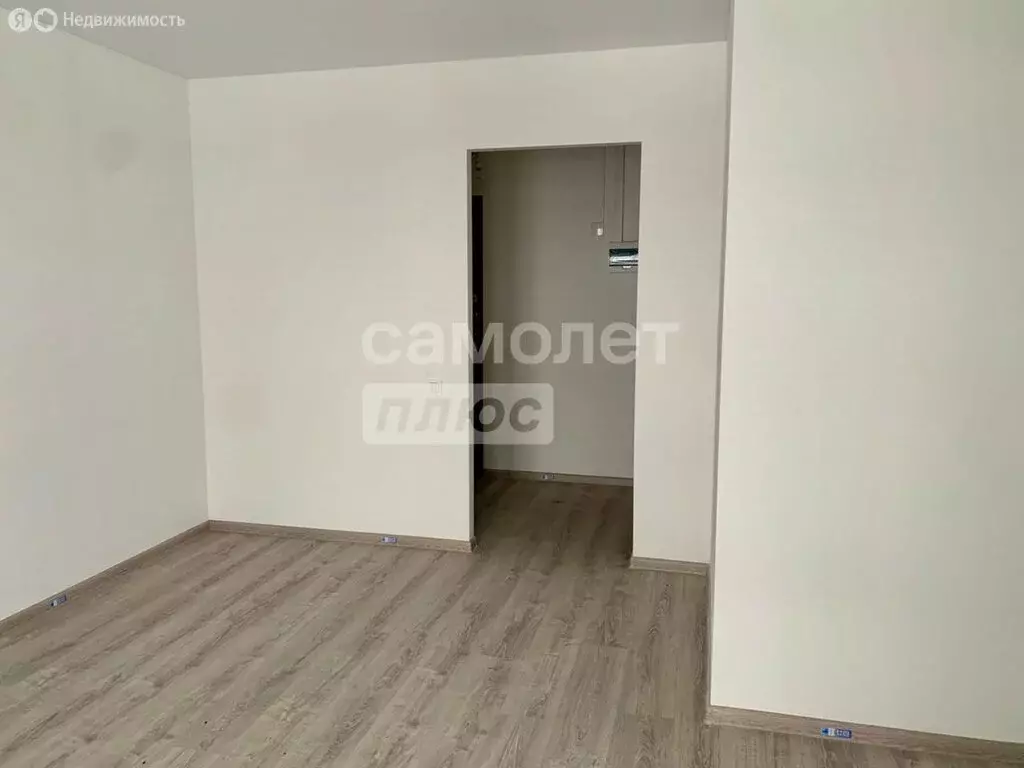 Квартира-студия: Западный, микрорайон Притяжение, улица имени ... - Фото 2